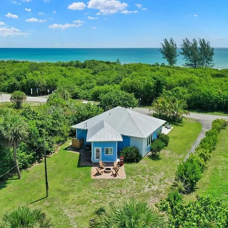 Hutchinson Island Cottage Steps To The Beach